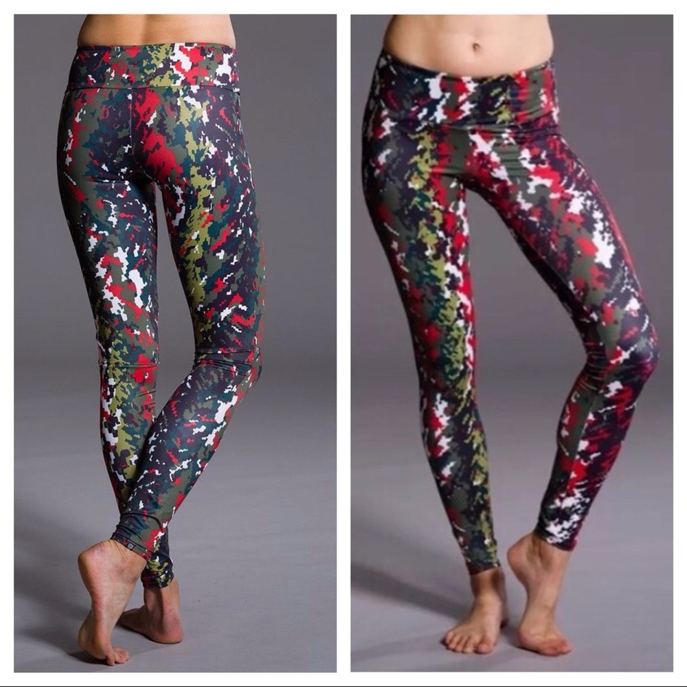 Onzie Red Camo Long Leggings